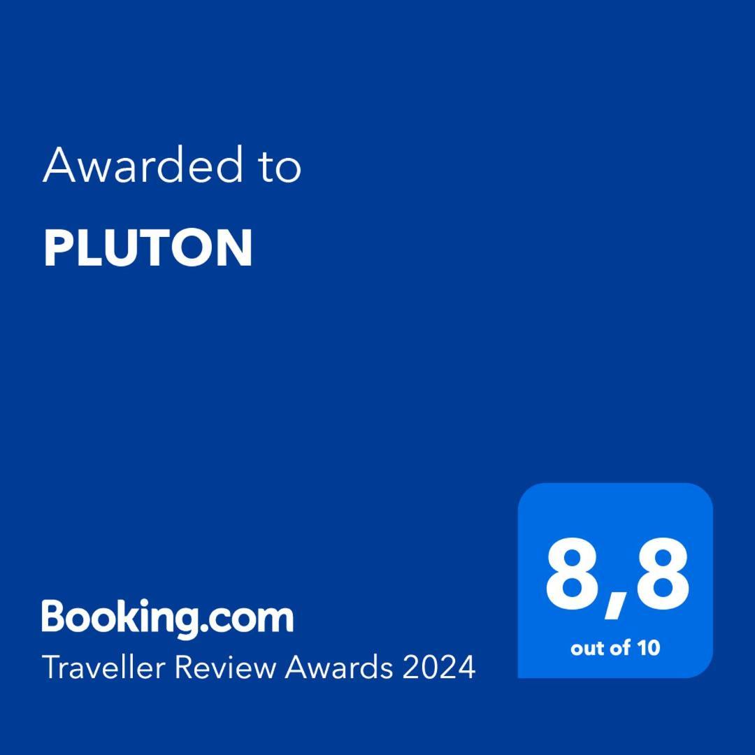 Апартаменты Pluton Сен-Кантен Экстерьер фото